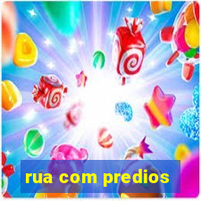 rua com predios