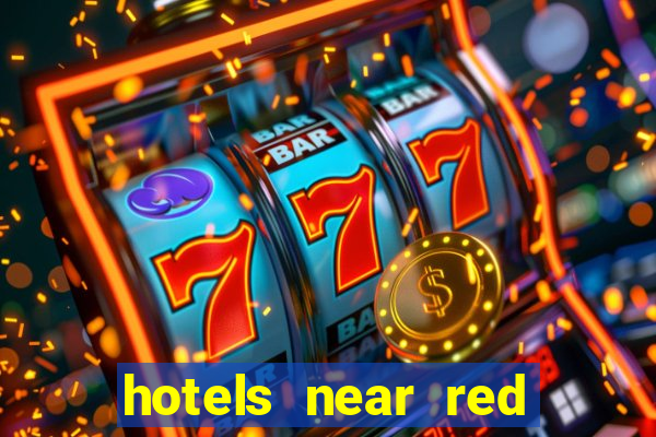 hotels near red hawk casino