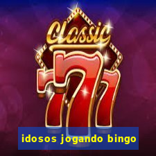 idosos jogando bingo