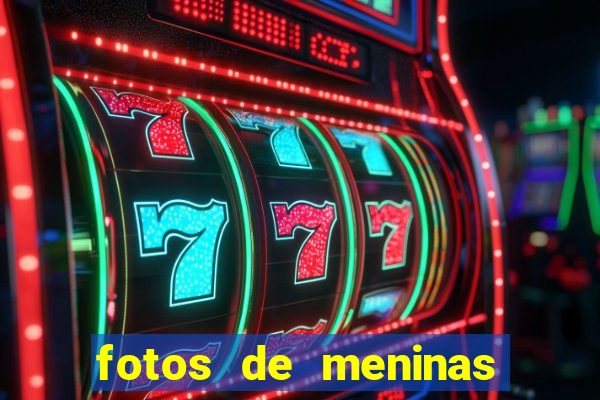 fotos de meninas fake cabelo cacheado