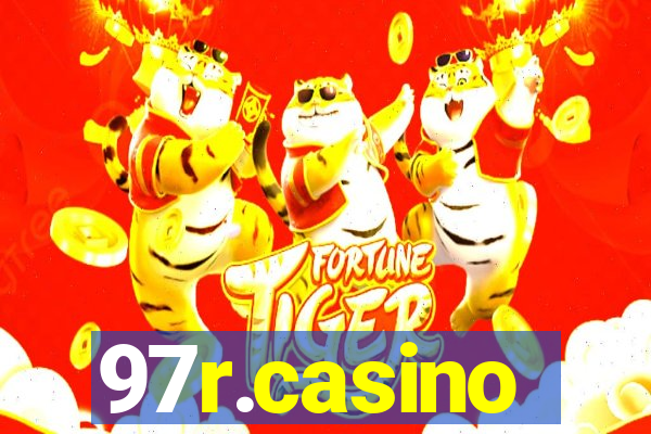 775