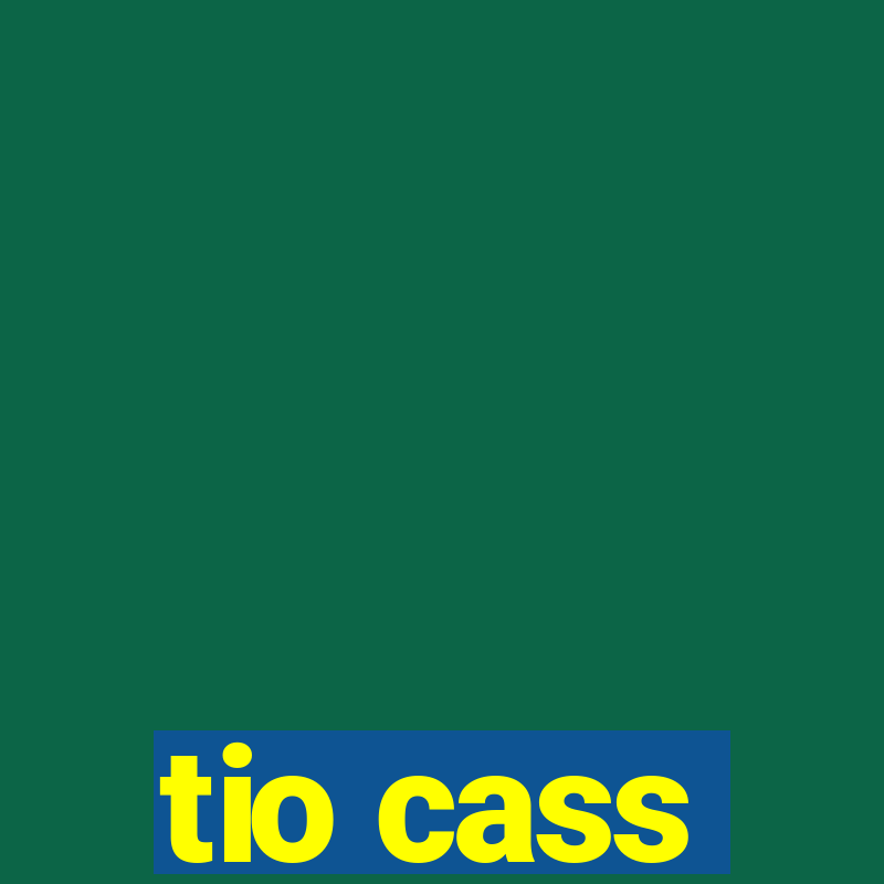 775