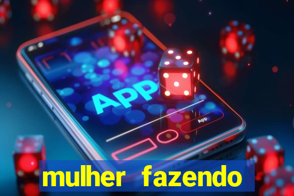 mulher fazendo strip tease